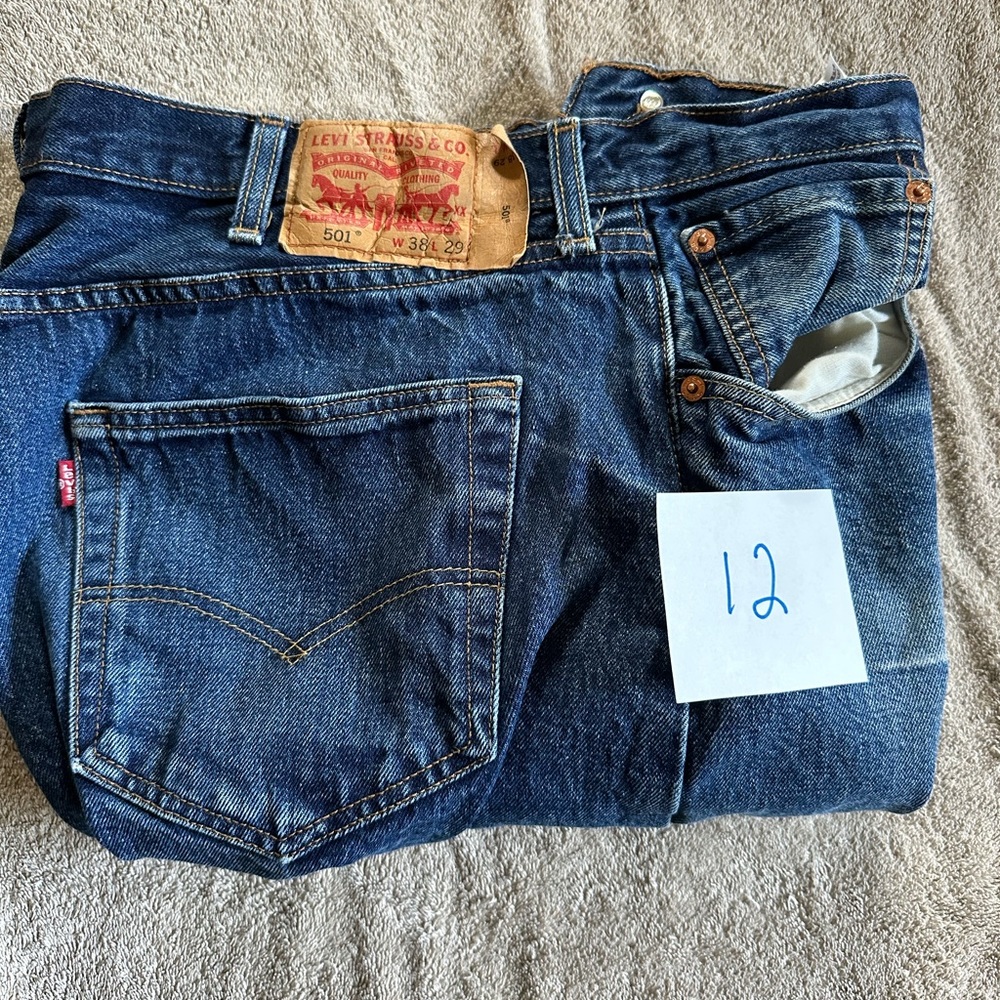Men’s Levi 501